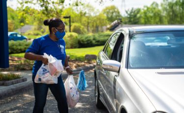 When Support Can’t Wait: Shanta Reddick Recognized as Financial Health First Responder Award Winner
