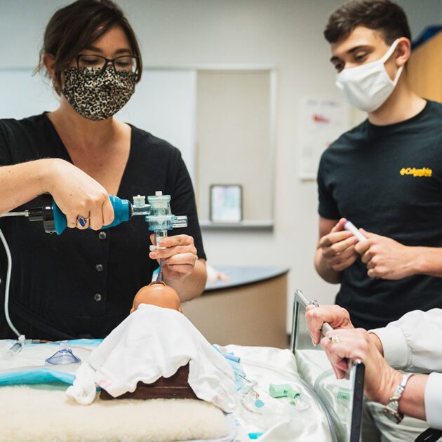 image of respiratory students working