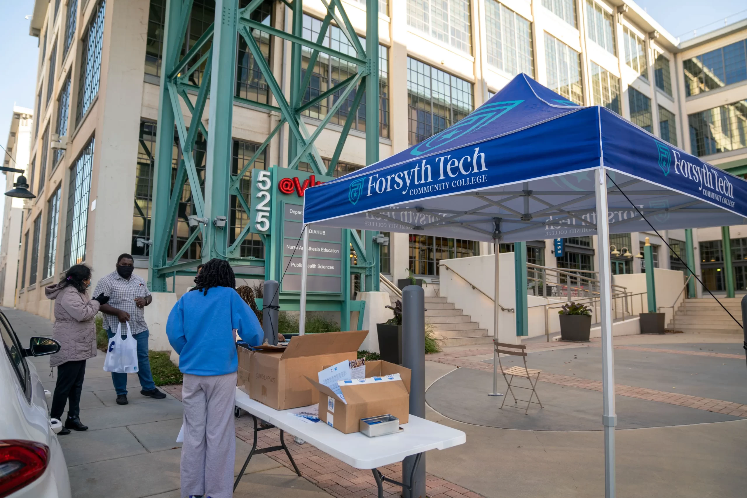 Forsyth Tech Small Business Center Partners with Local Organizations to Offer Free Trolley Service for Small Business Sábado