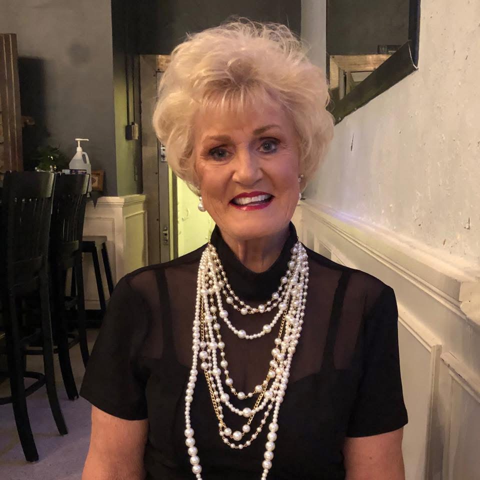 Jewelry from Jojo: Non-profit provides professional accessories for the workplace